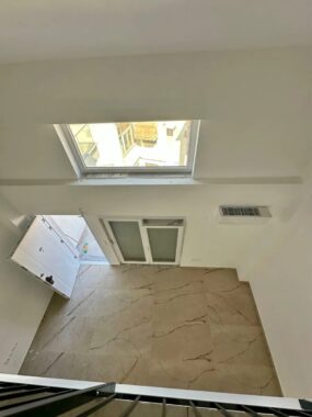 94327480-50b1-42de-8993-0f7199c12119