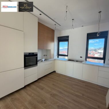 98588366-881c-417a-8e04-f14838a69472