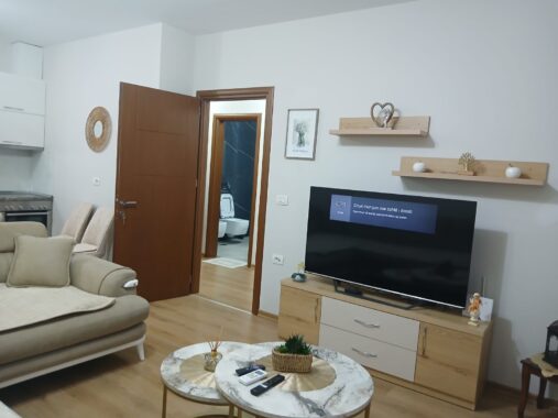 dd45b6a3-0db0-416f-afc2-be53c1b47603